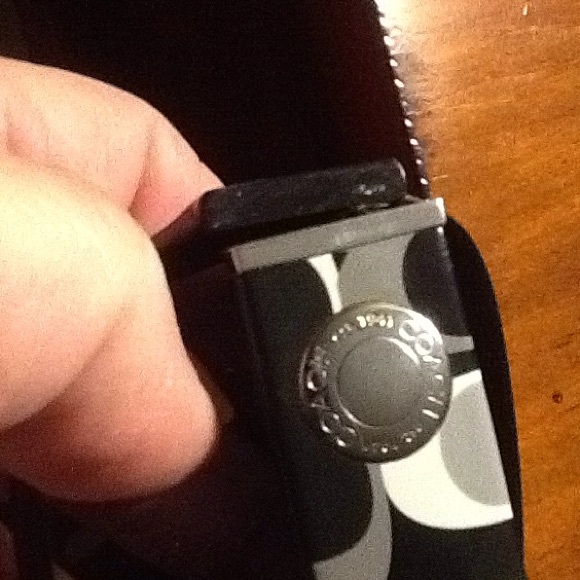 Coach sunglasses - Picture 4 of 8